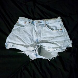 Abercrombie & Fitch The Mom Short High Rise Faded Light Blue Size 28/6
